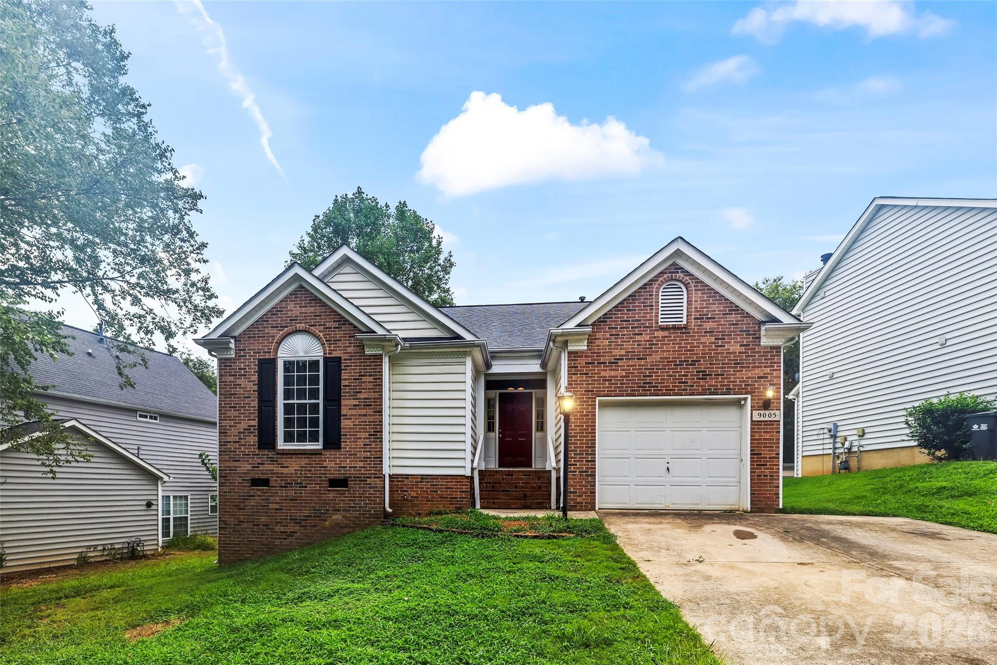 9005 Little Hampton Place Property Photo 18