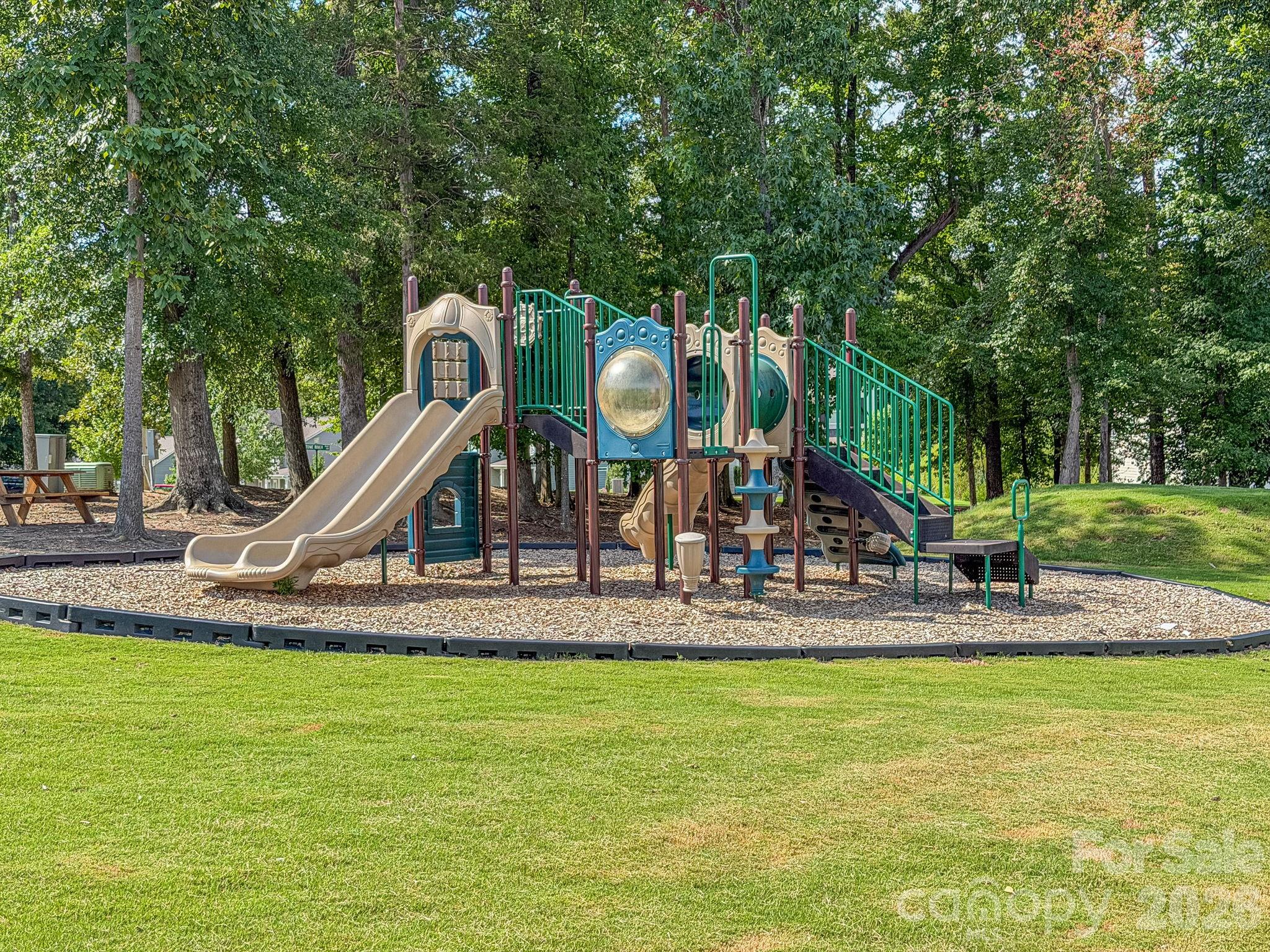 101 Clauser Road Property Photo 6