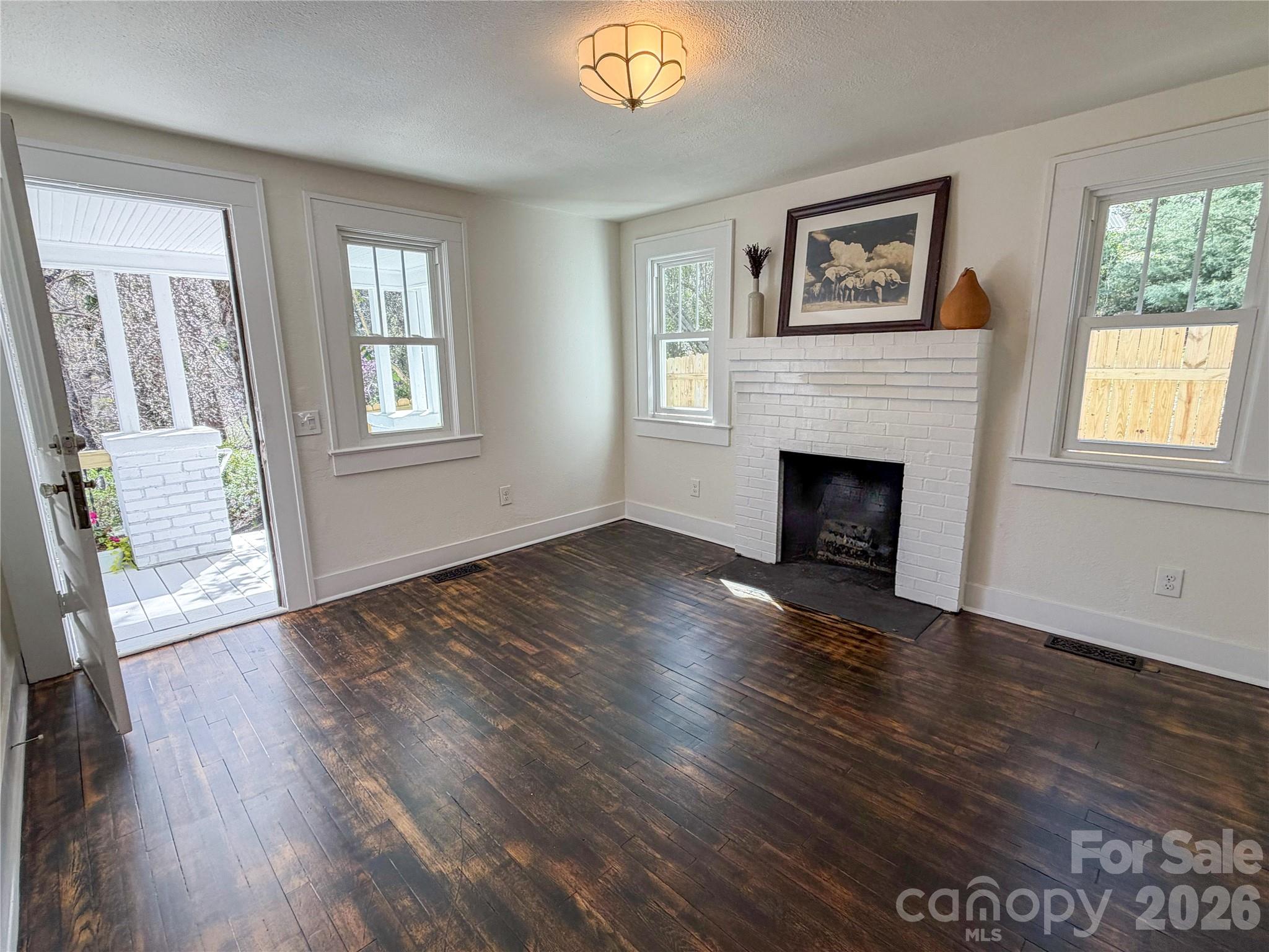 50 Hidden Hill Road Property Photo 6