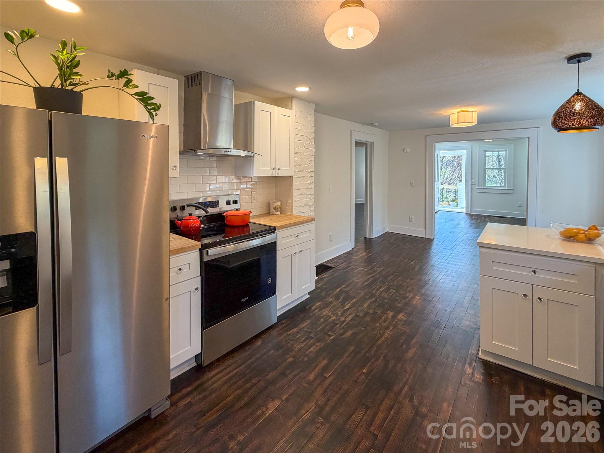 50 Hidden Hill Road Property Photo 9