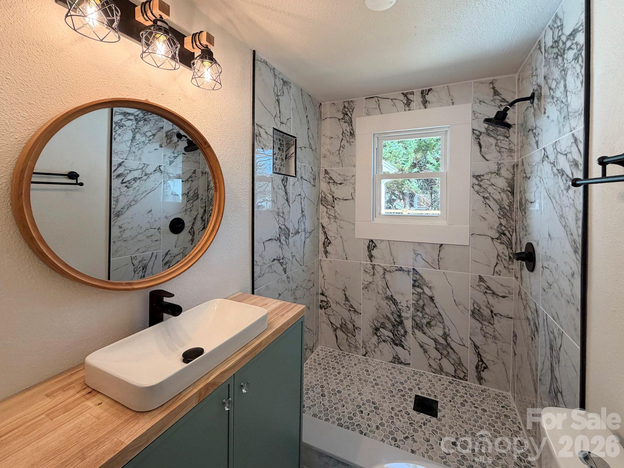 50 Hidden Hill Road Property Photo 15