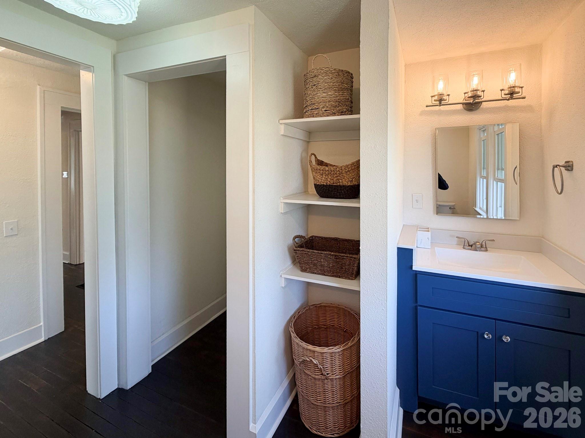 50 Hidden Hill Road Property Photo 19