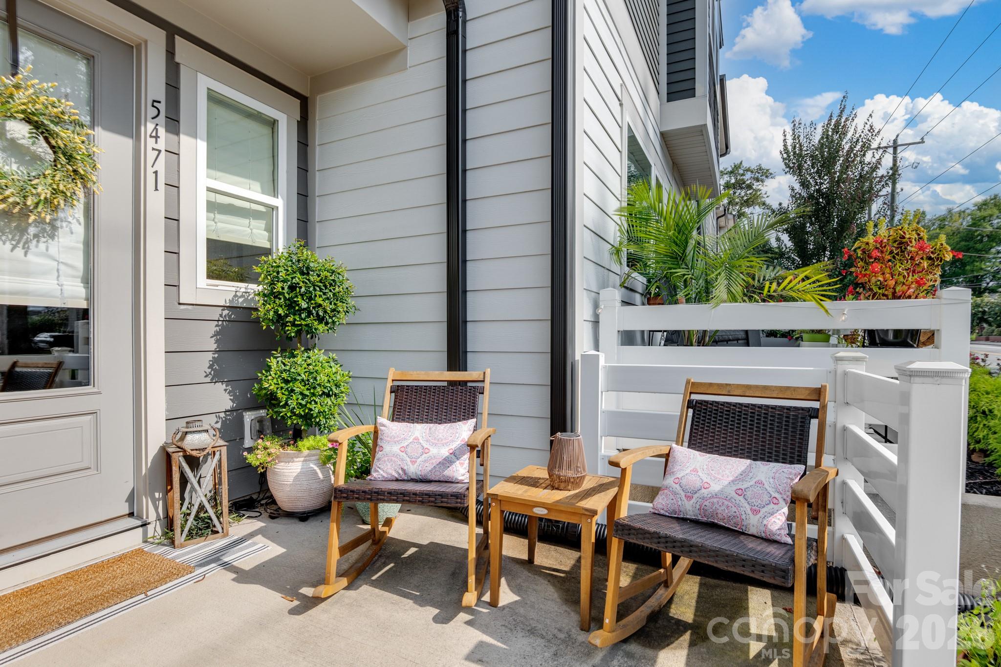 5471 Comiskey Alley Property Photo 6