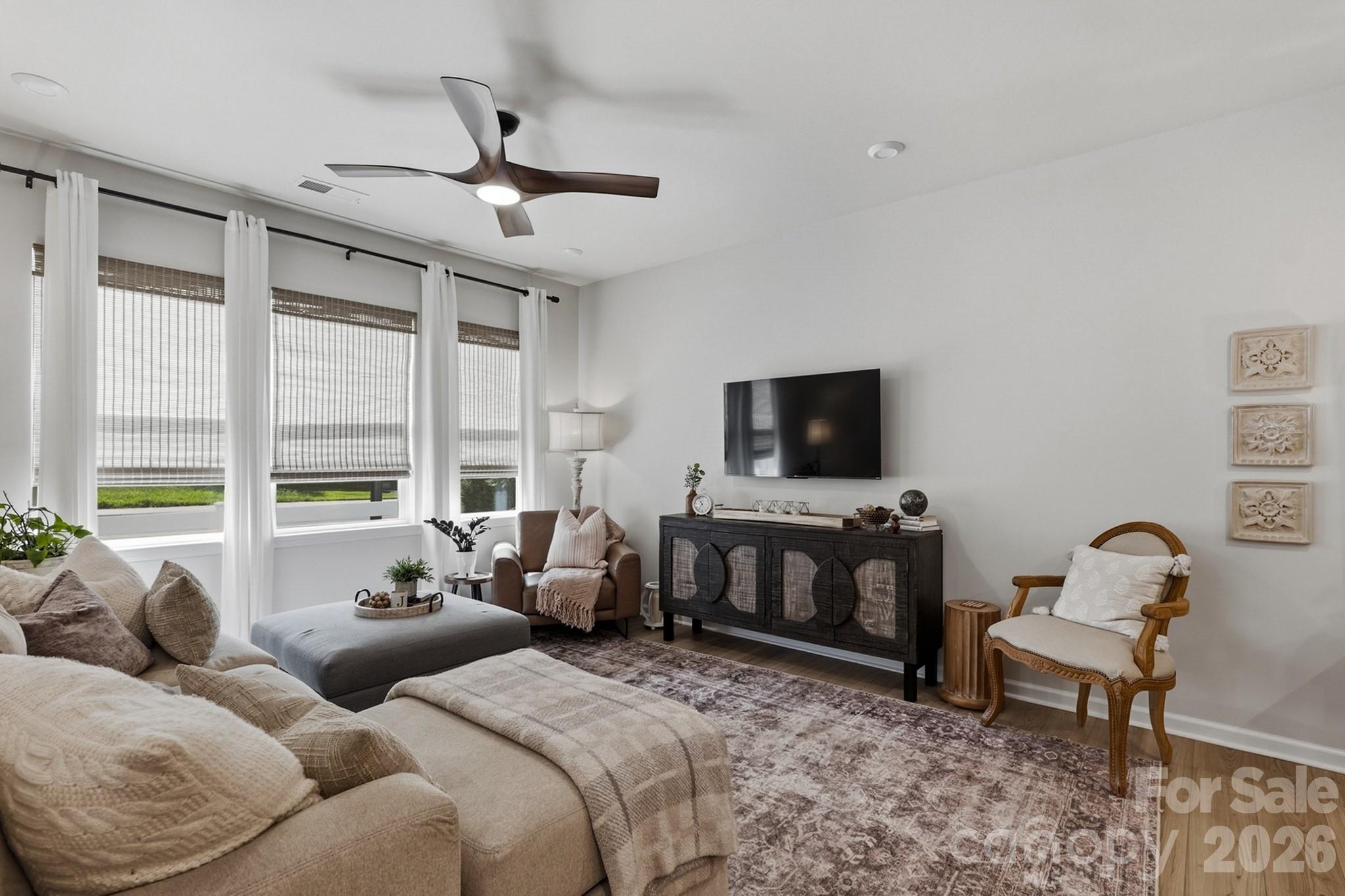 5471 Comiskey Alley Property Photo 9