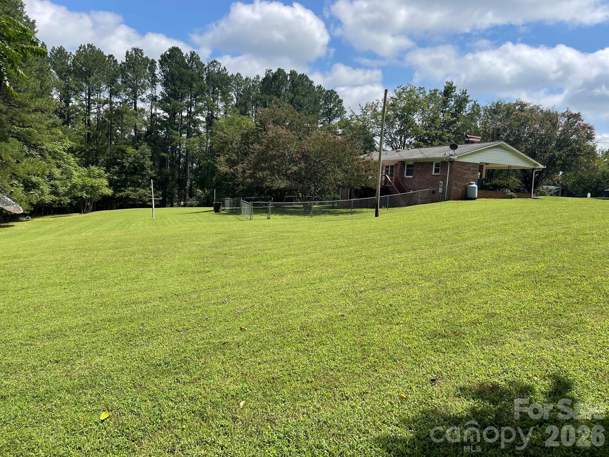 187 River Hills Drive Property Photo 22