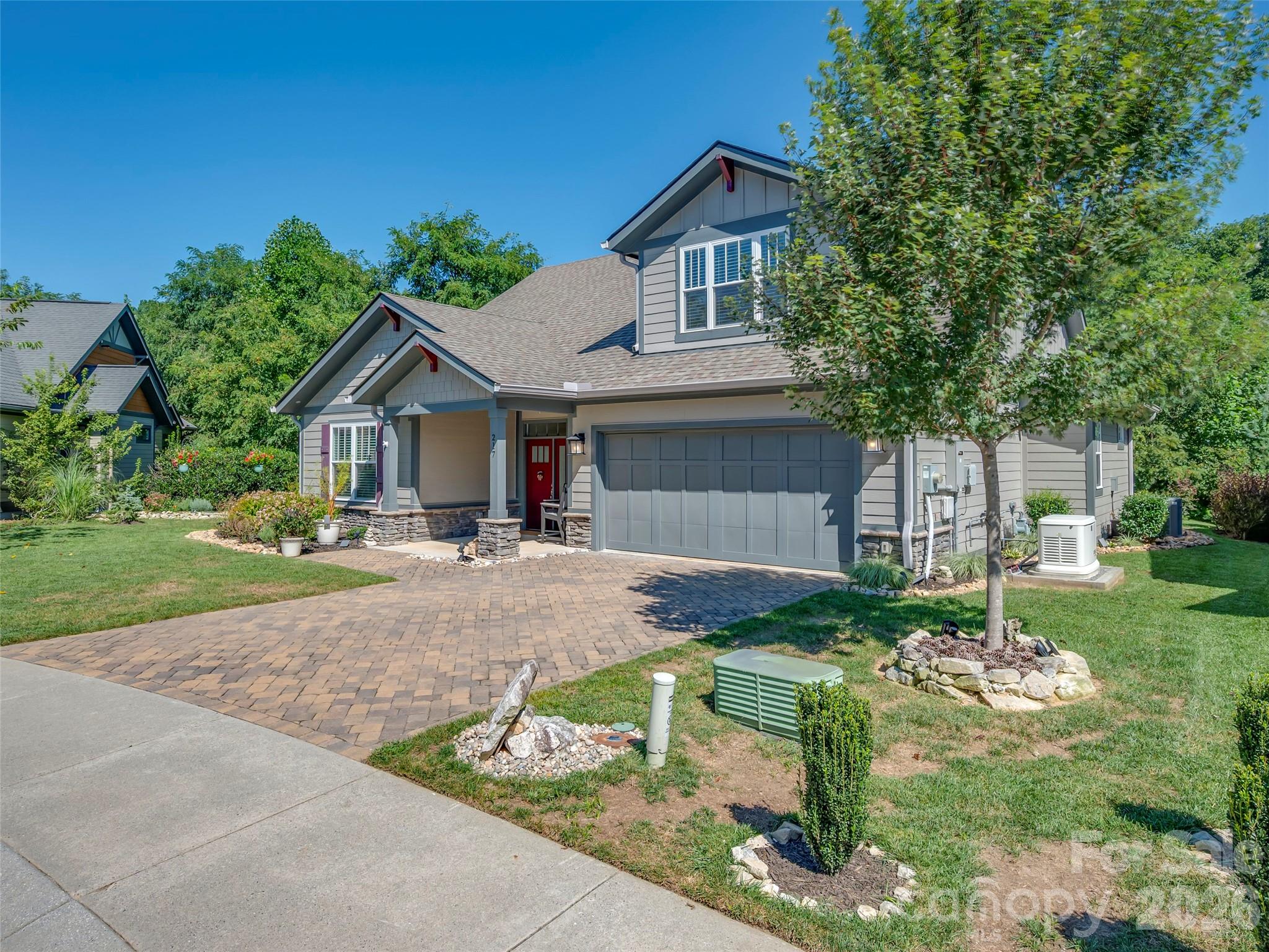 217 Hogans View Circle Property Photo 1