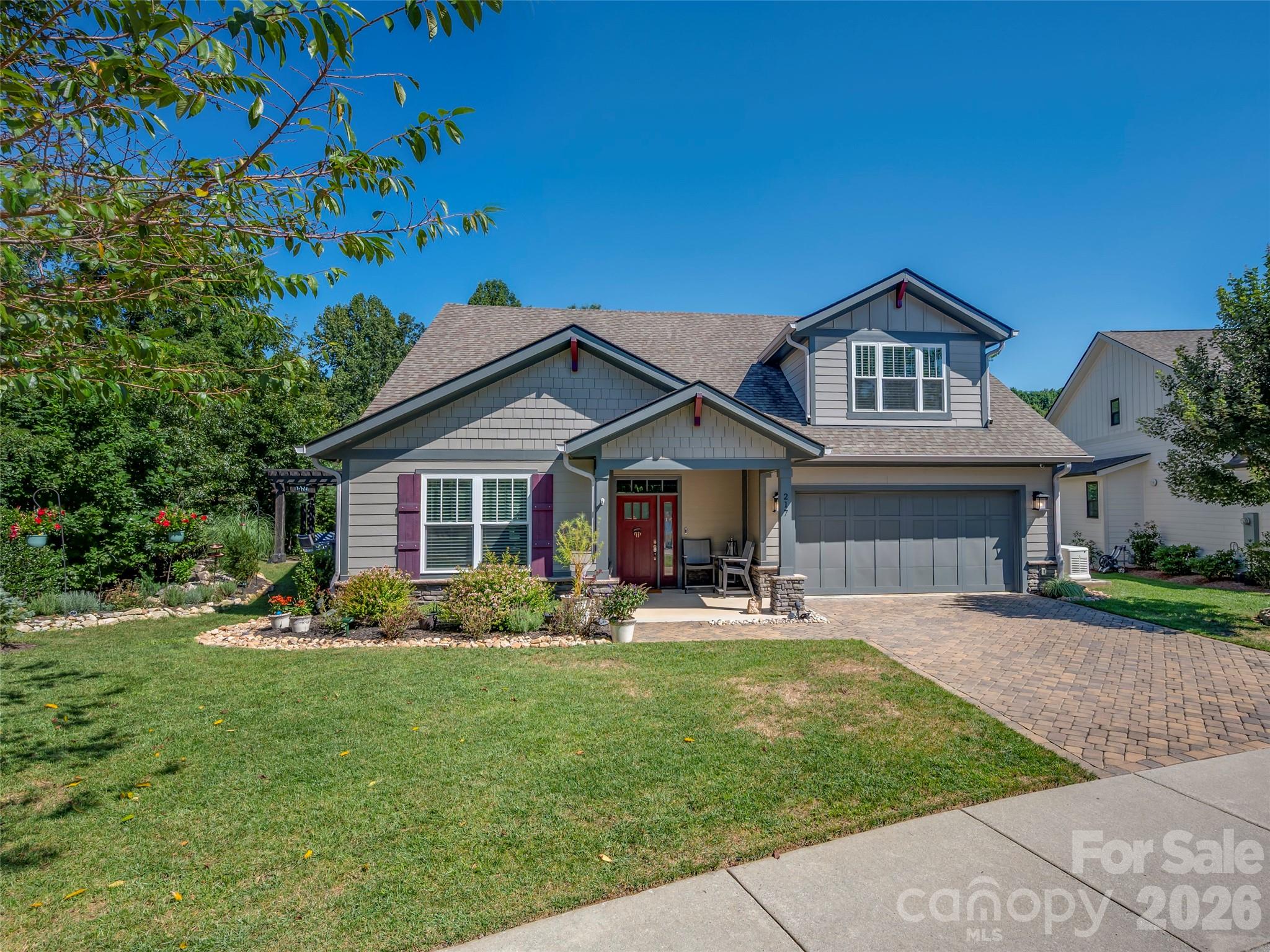 217 Hogans View Circle Property Photo 2