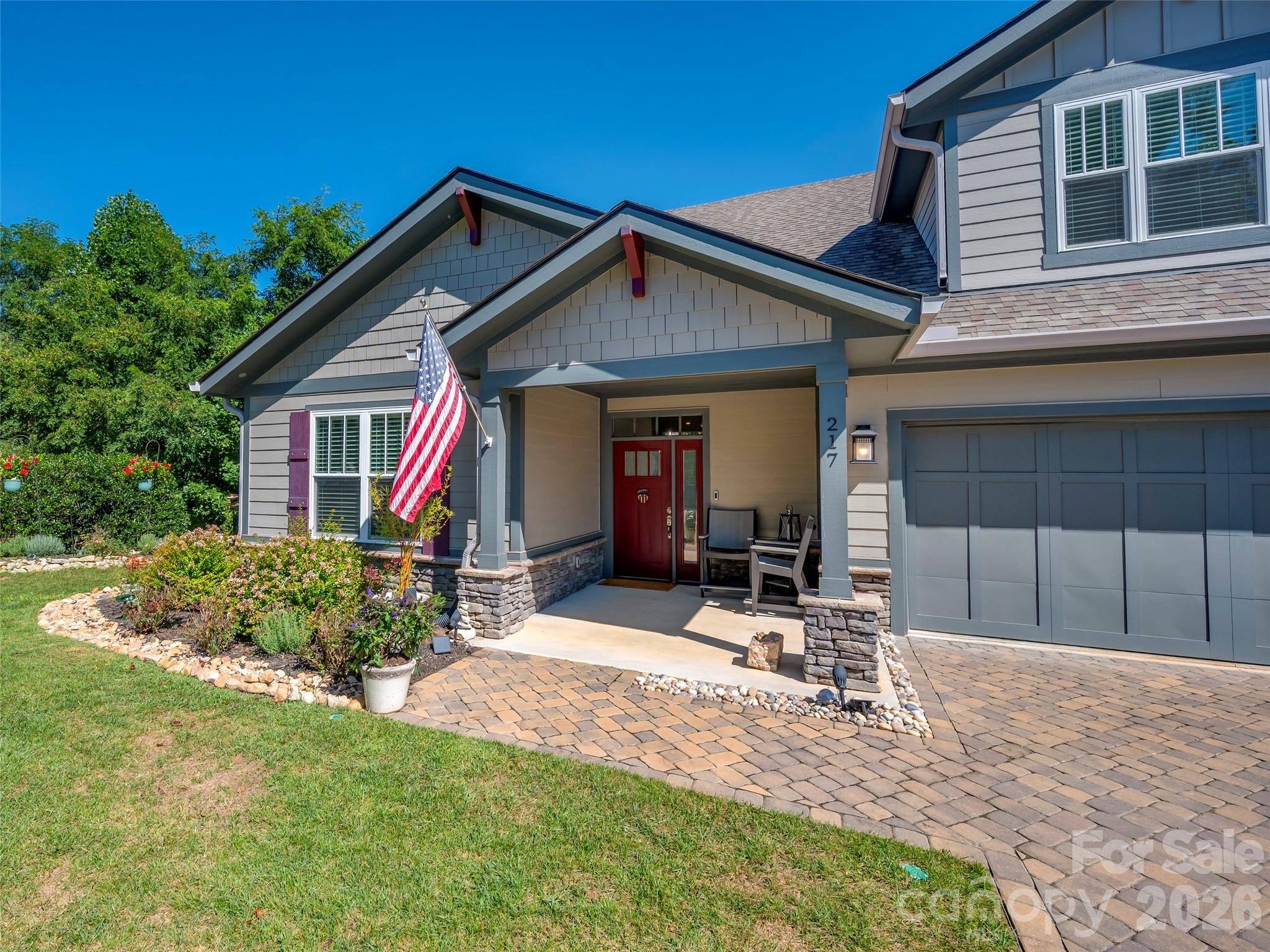 217 Hogans View Circle Property Photo 3