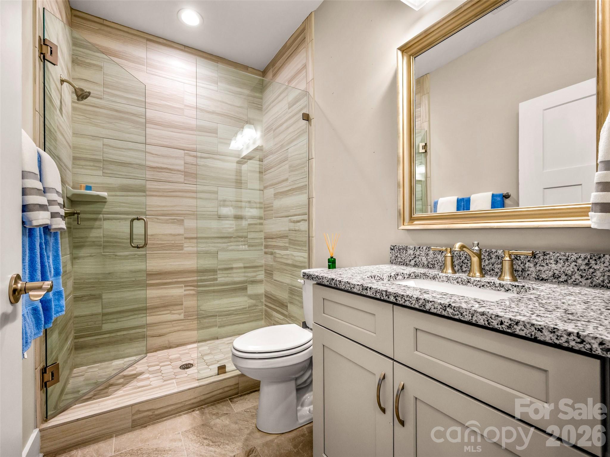 217 Hogans View Circle Property Photo 8