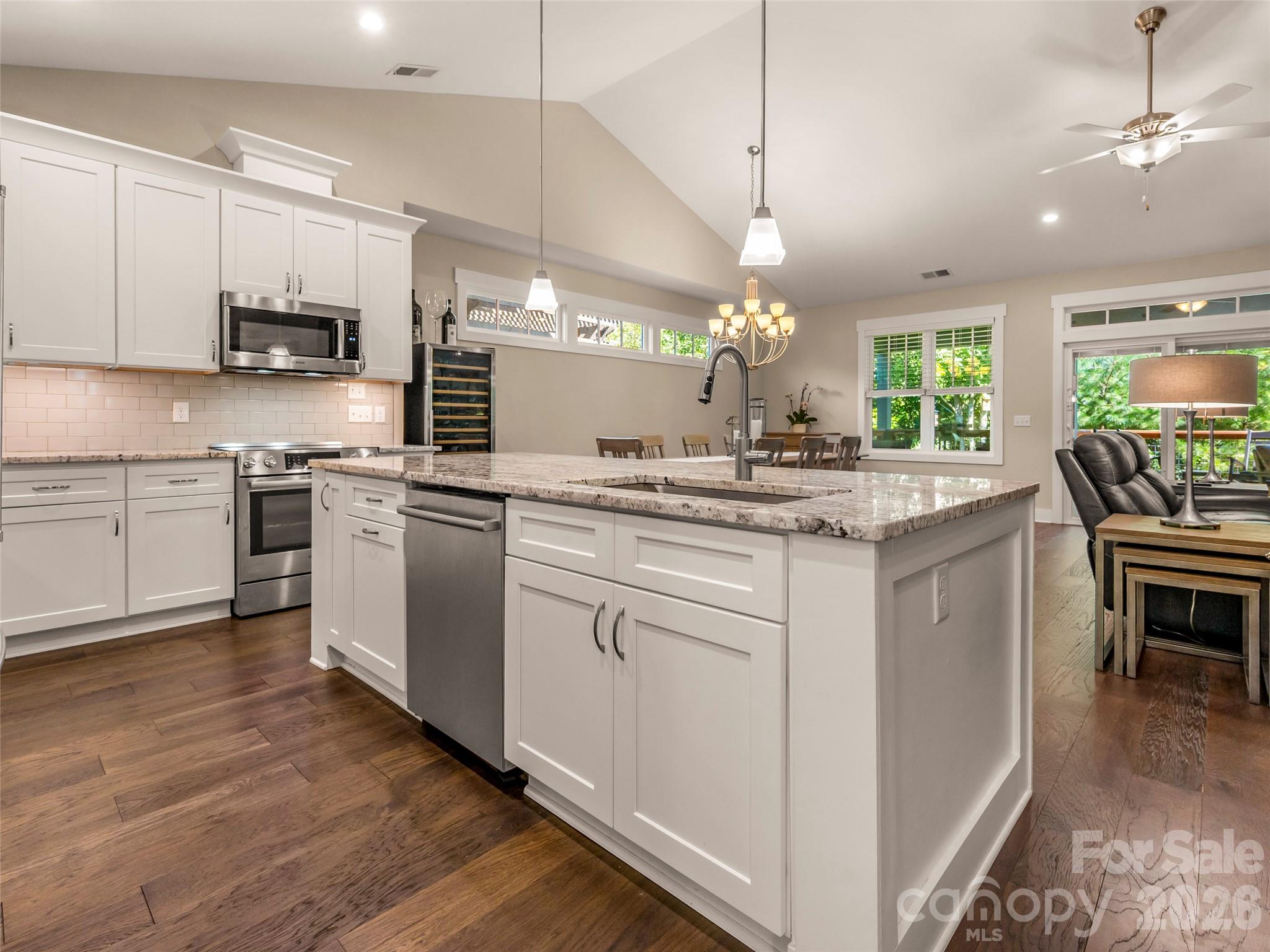217 Hogans View Circle Property Photo 10