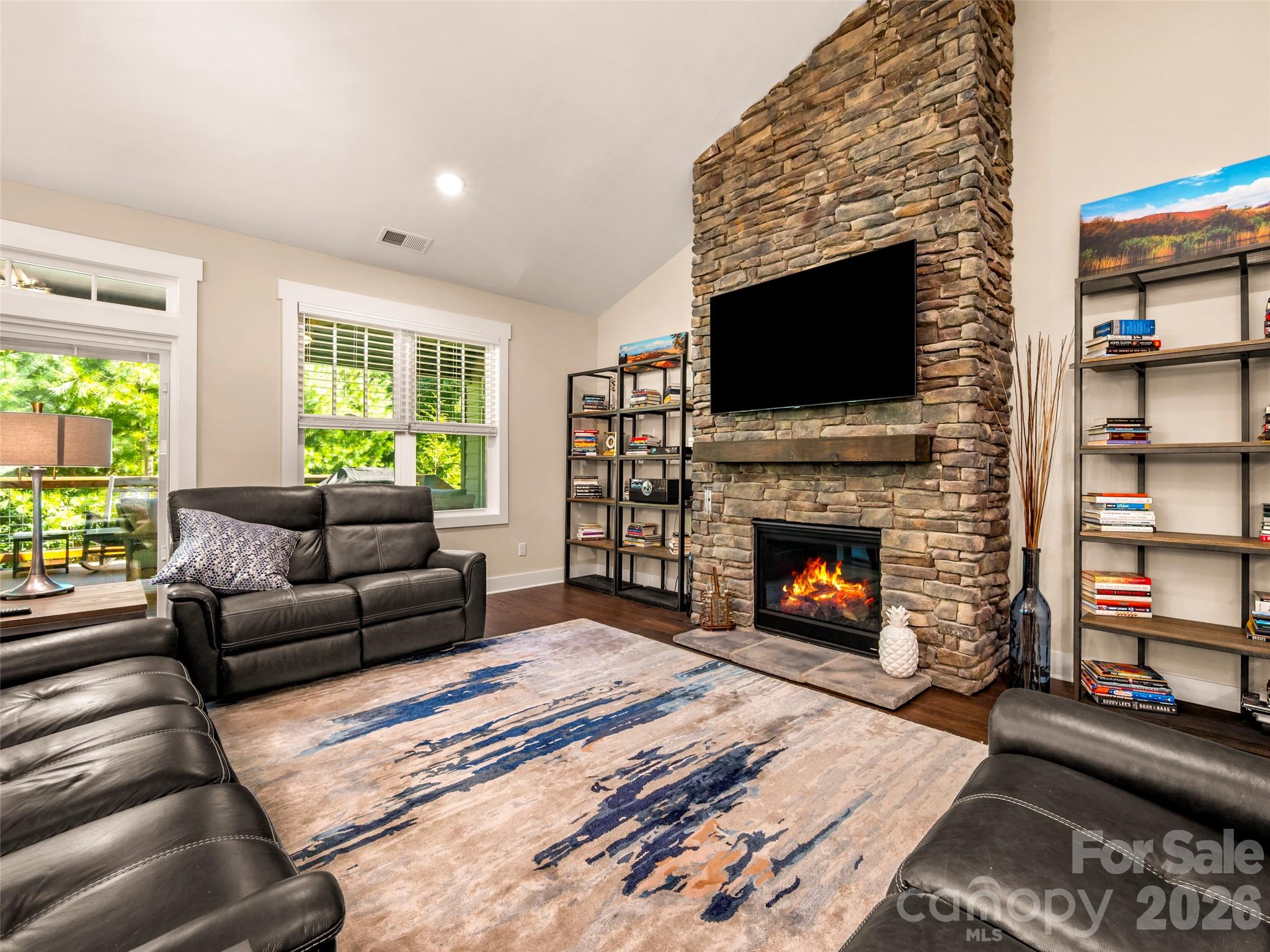 217 Hogans View Circle Property Photo 16