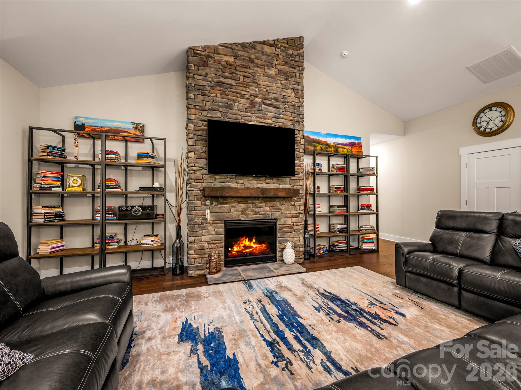 217 Hogans View Circle Property Photo 17