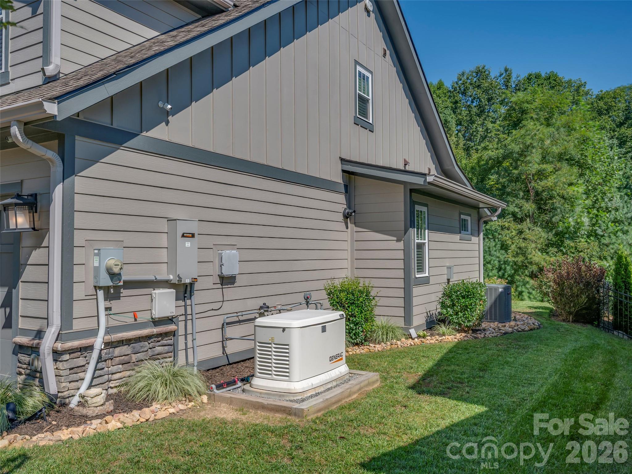 217 Hogans View Circle Property Photo 37