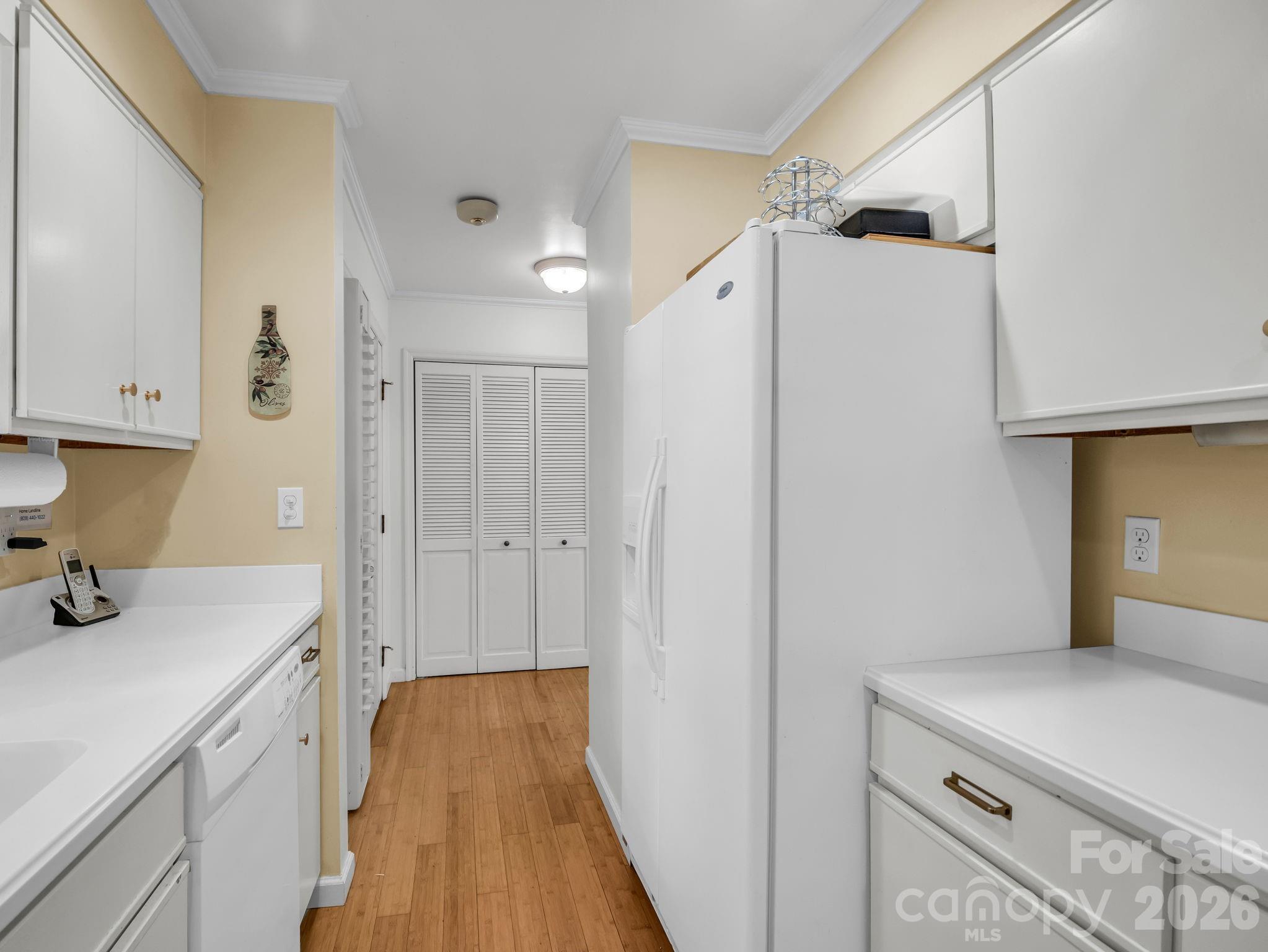 335 Melrose Avenue 111 Property Photo 11