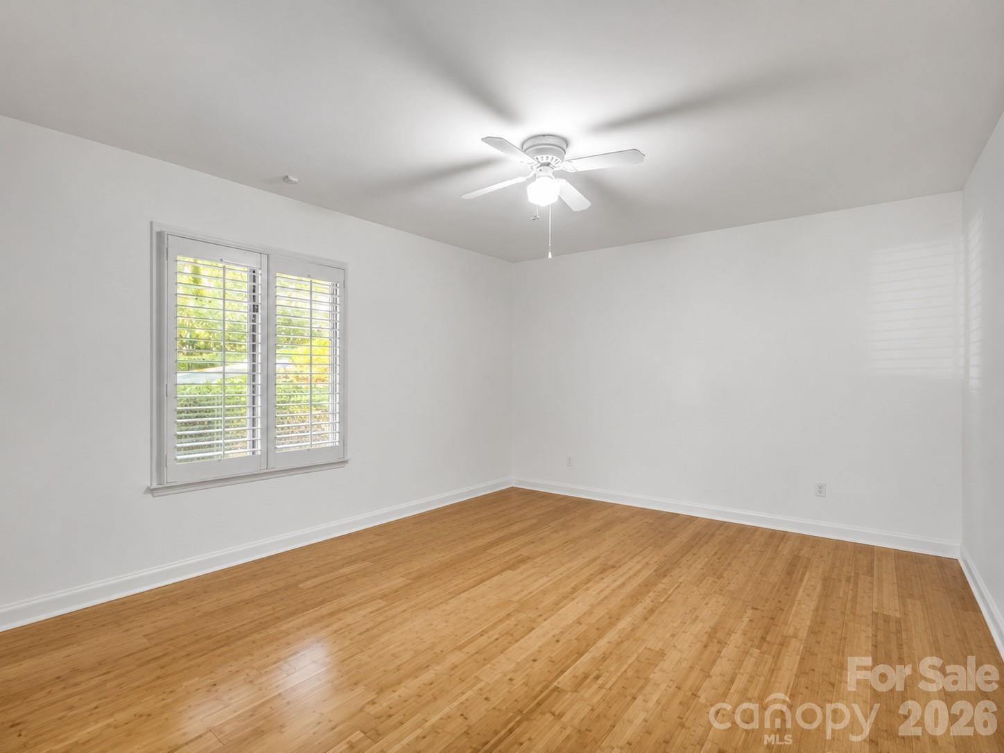 335 Melrose Avenue 111 Property Photo 29