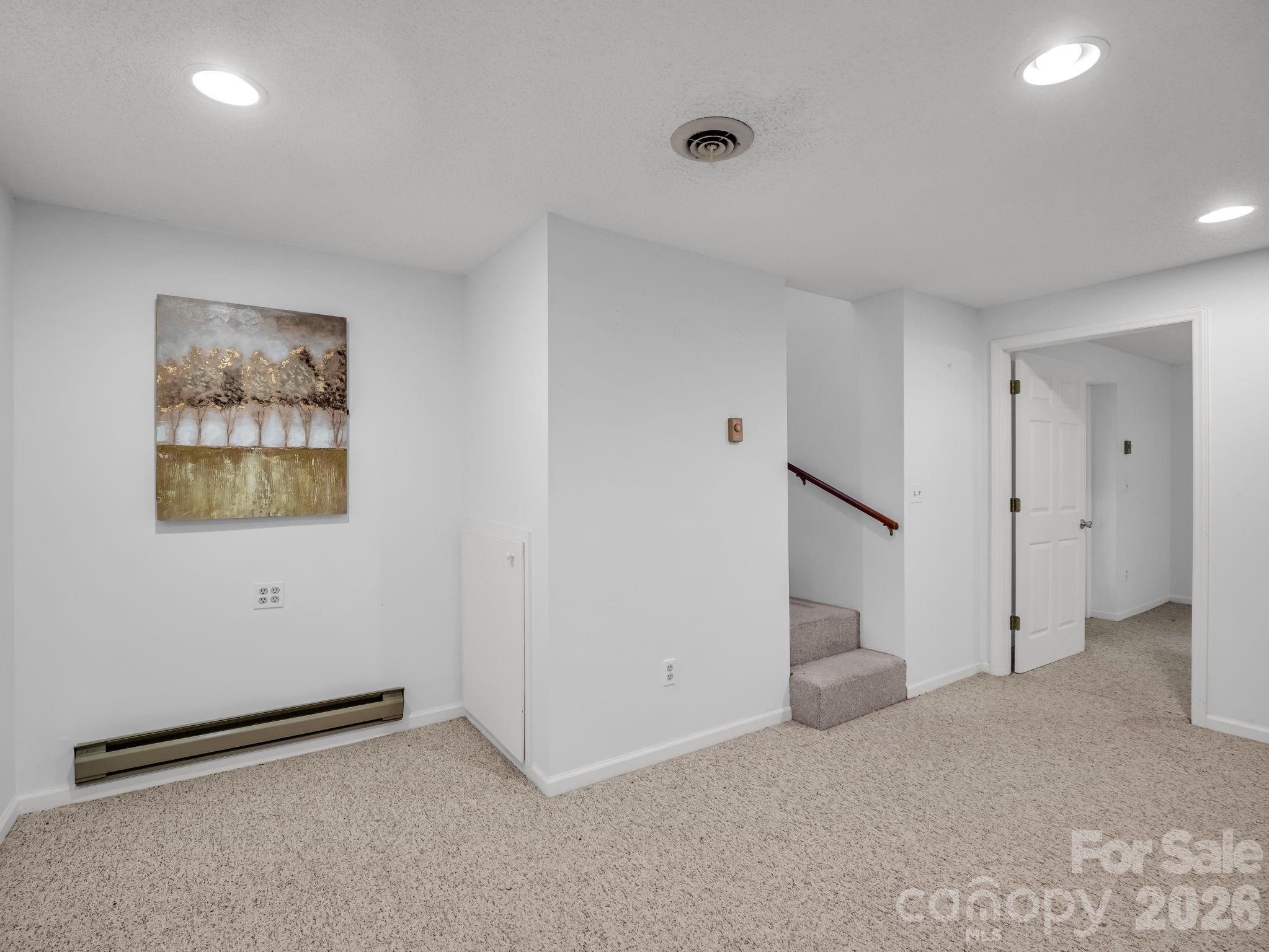 335 Melrose Avenue 111 Property Photo 37