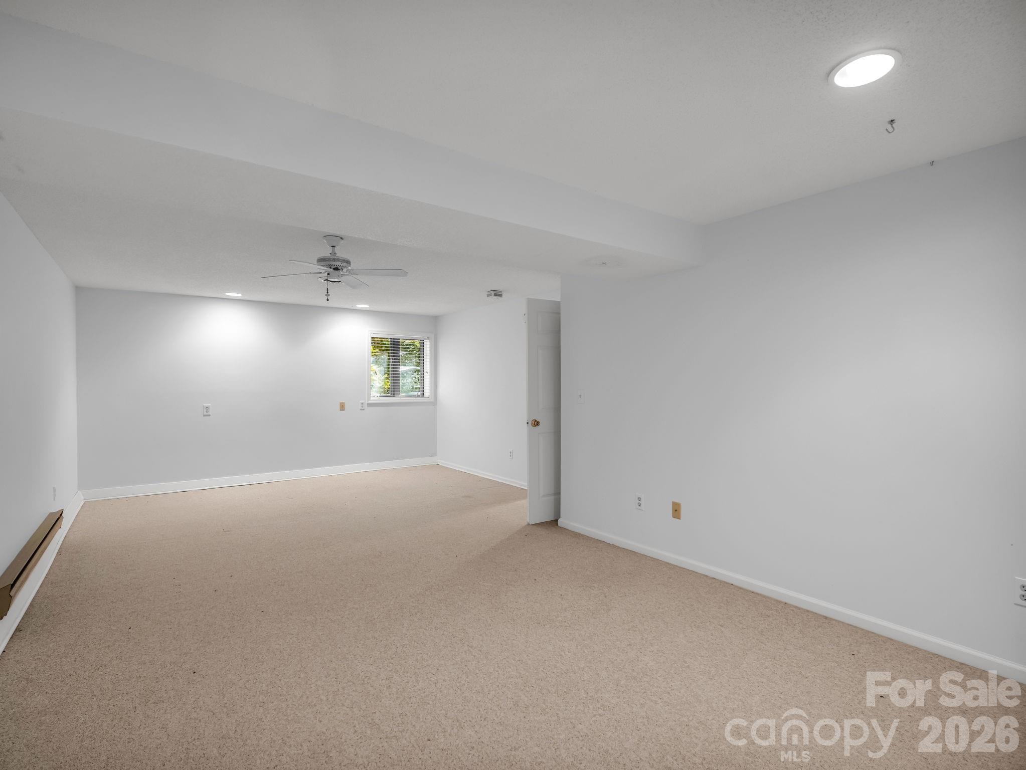 335 Melrose Avenue 111 Property Photo 42
