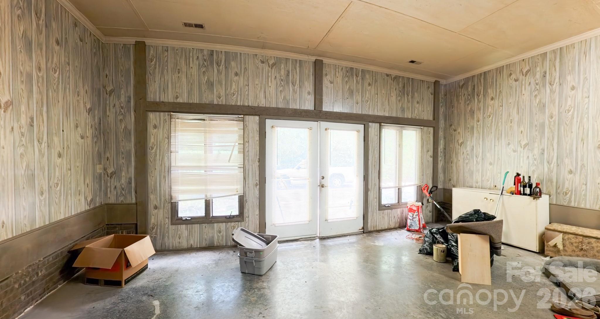 3550 Tree Line Drive Property Photo 23