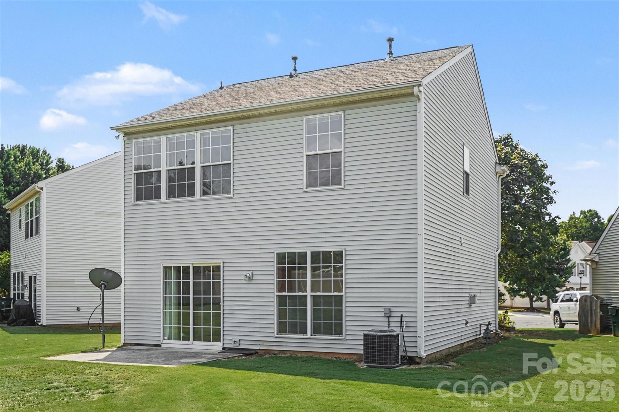 2410 Normancrest Court Property Photo 20