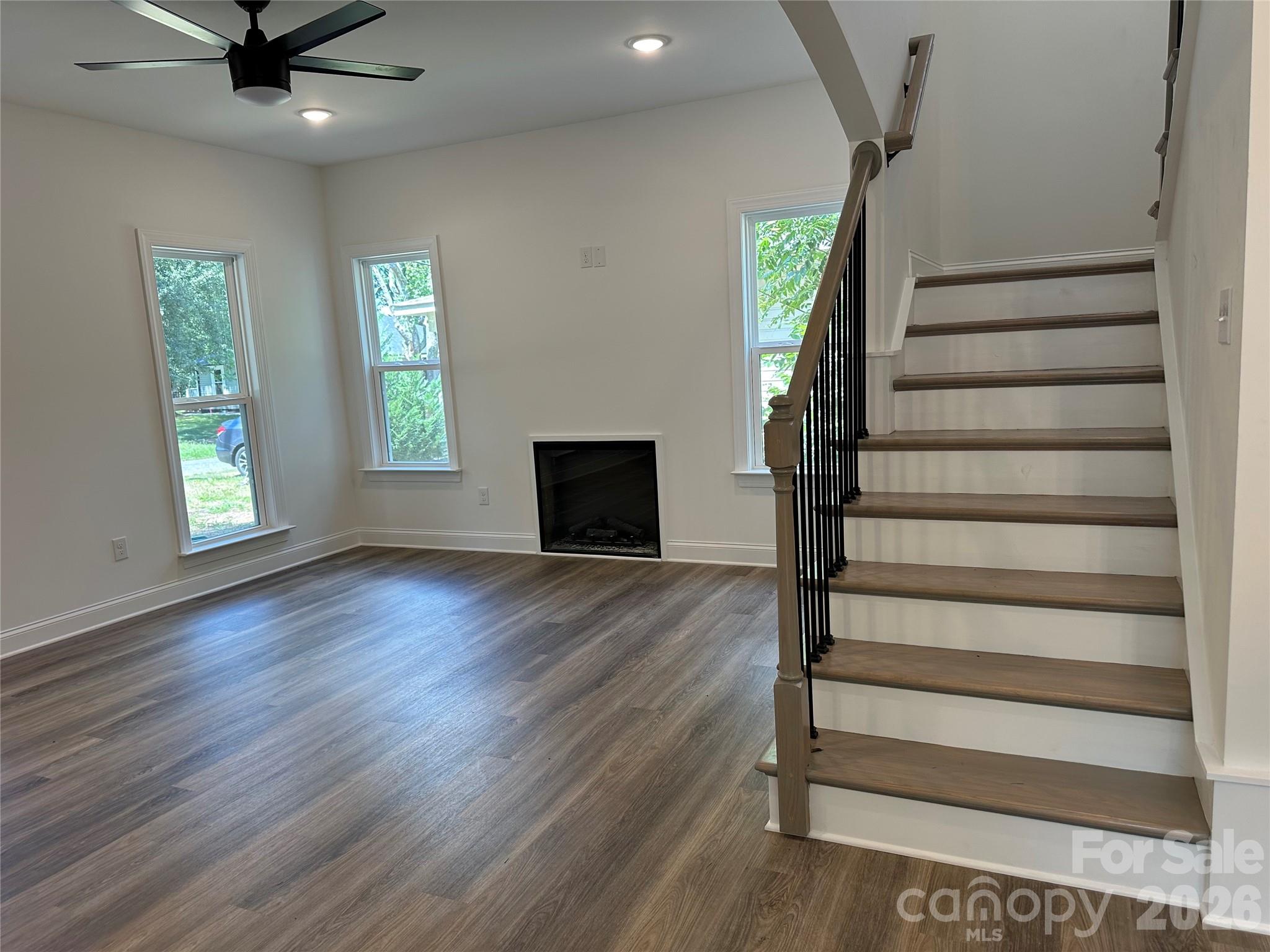 816.5 Frederick Street Property Photo 5