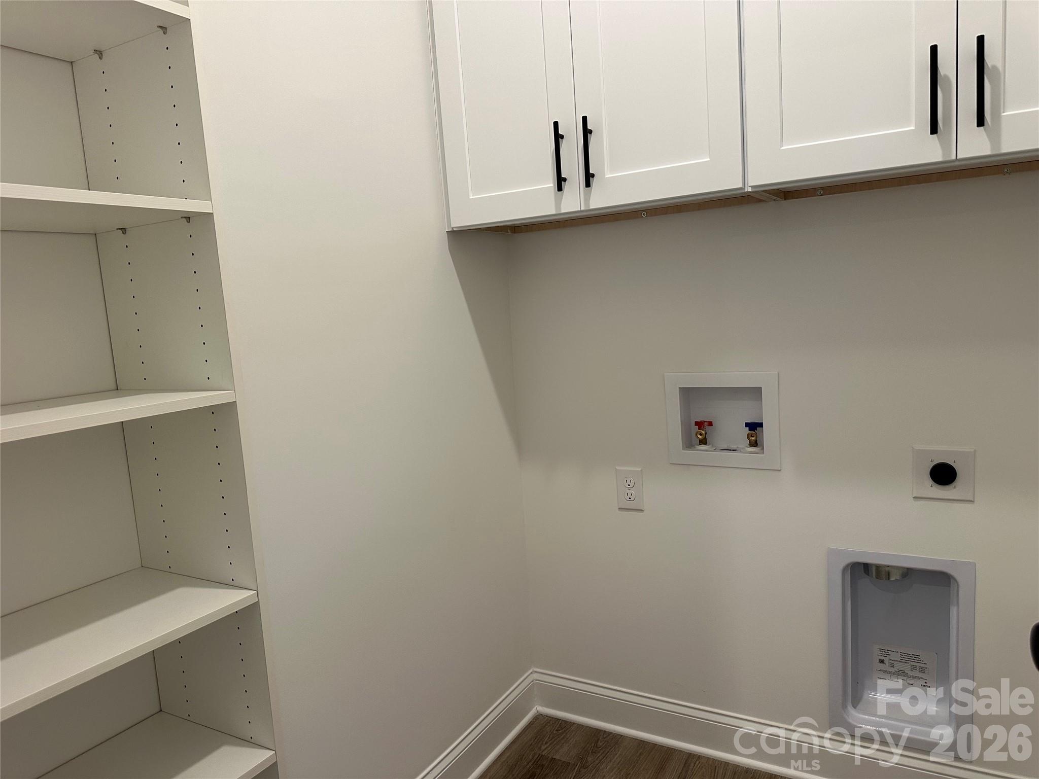 816.5 Frederick Street Property Photo 7