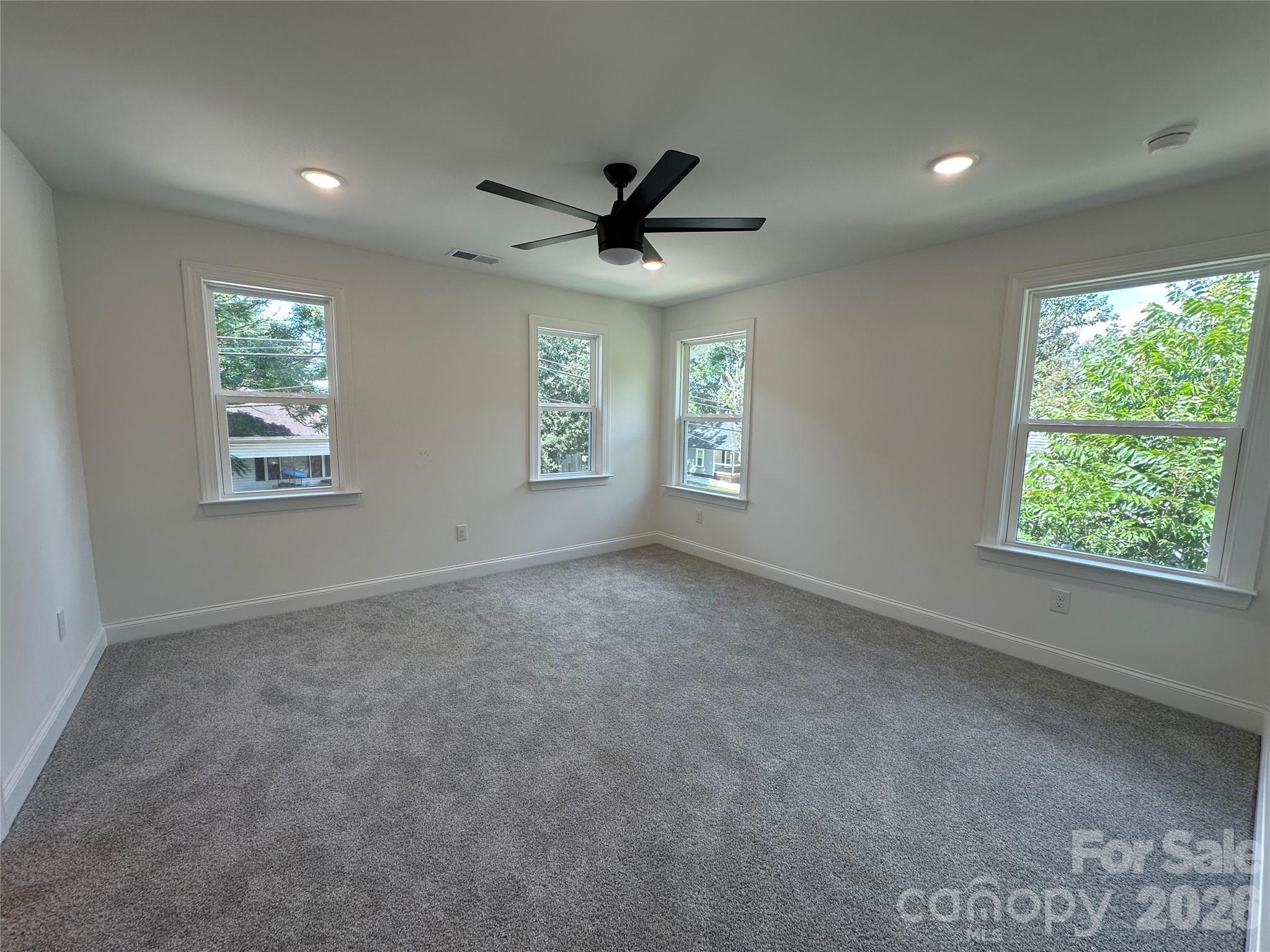816.5 Frederick Street Property Photo 8
