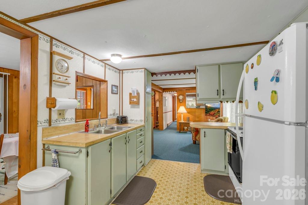 2850 Henson Creek Road Property Photo 11