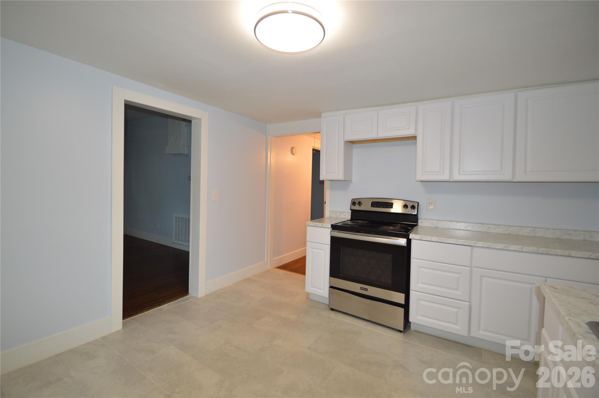 30 Porter Street Property Photo 18
