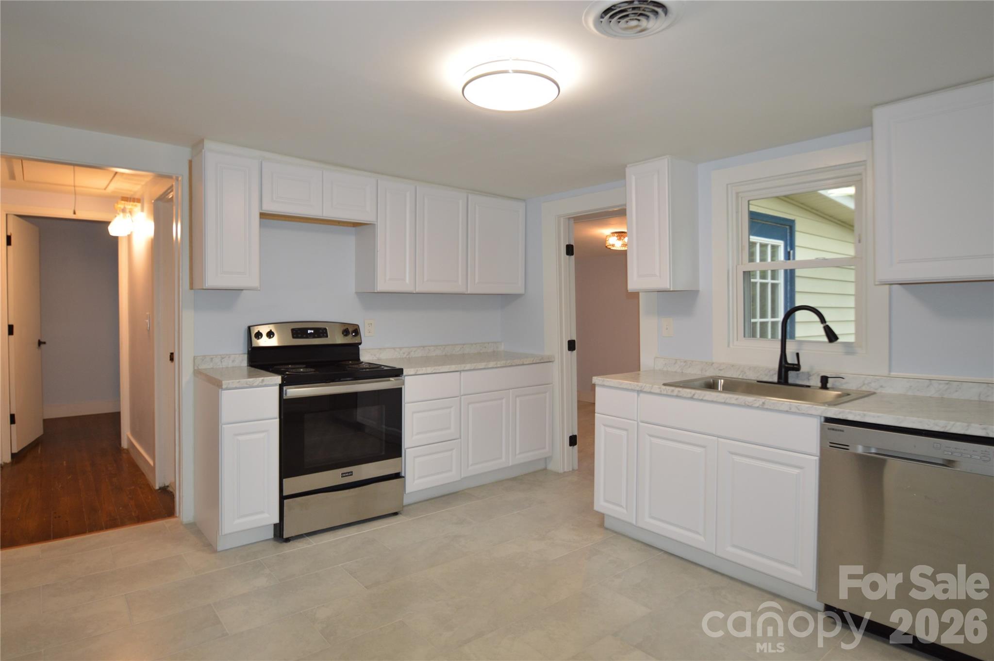 30 Porter Street Property Photo 22