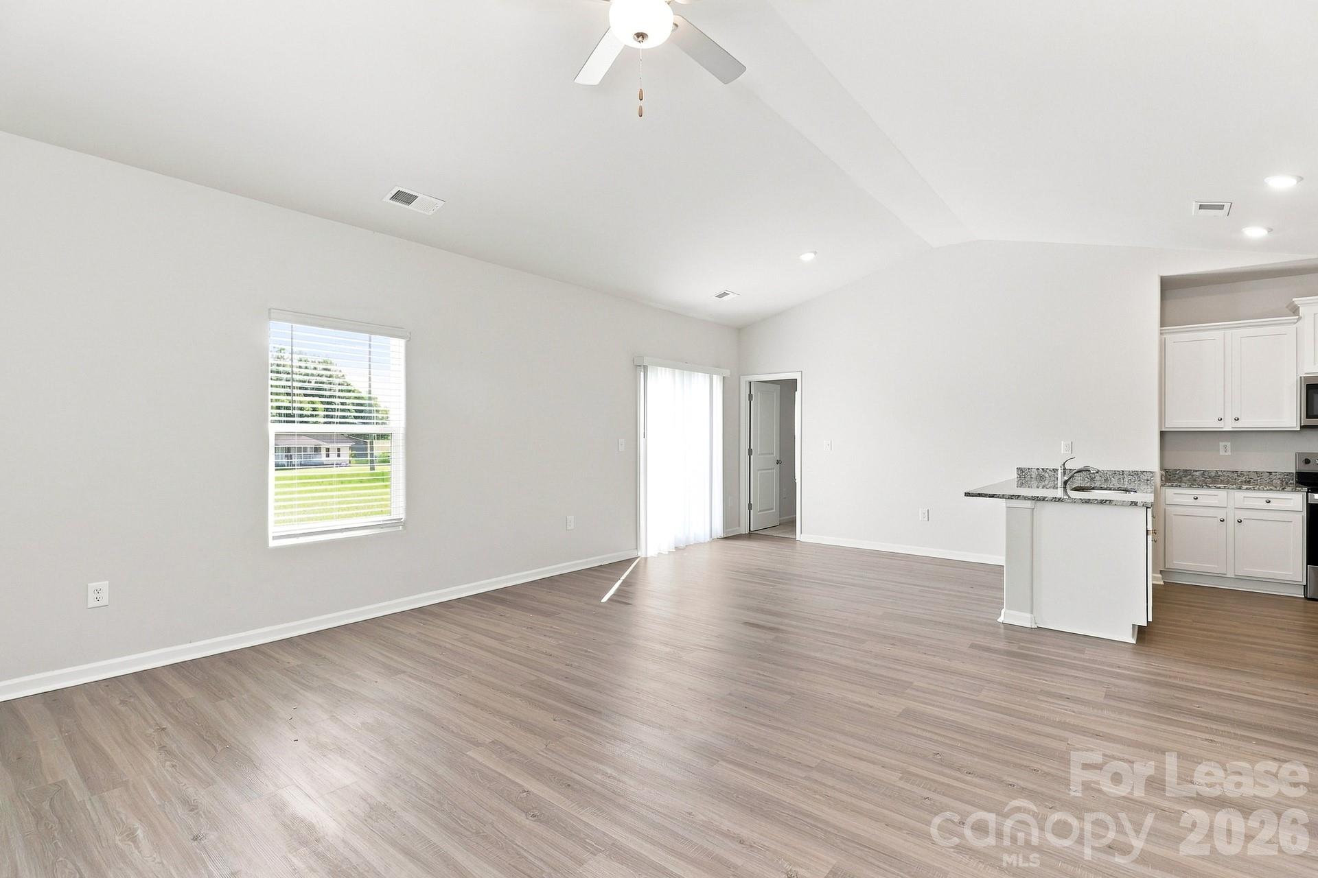 221 Aniston Lane Property Photo 5
