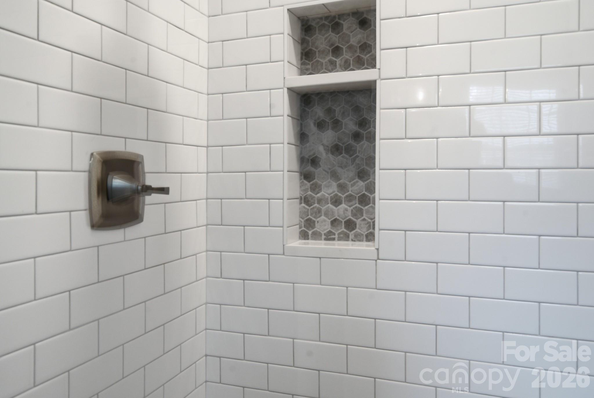 626 S Green Street Property Photo 23
