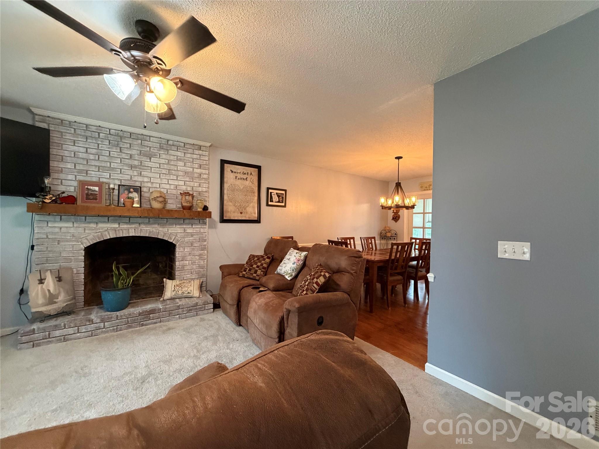 1000 Beaumont Poplar Street Property Photo 11