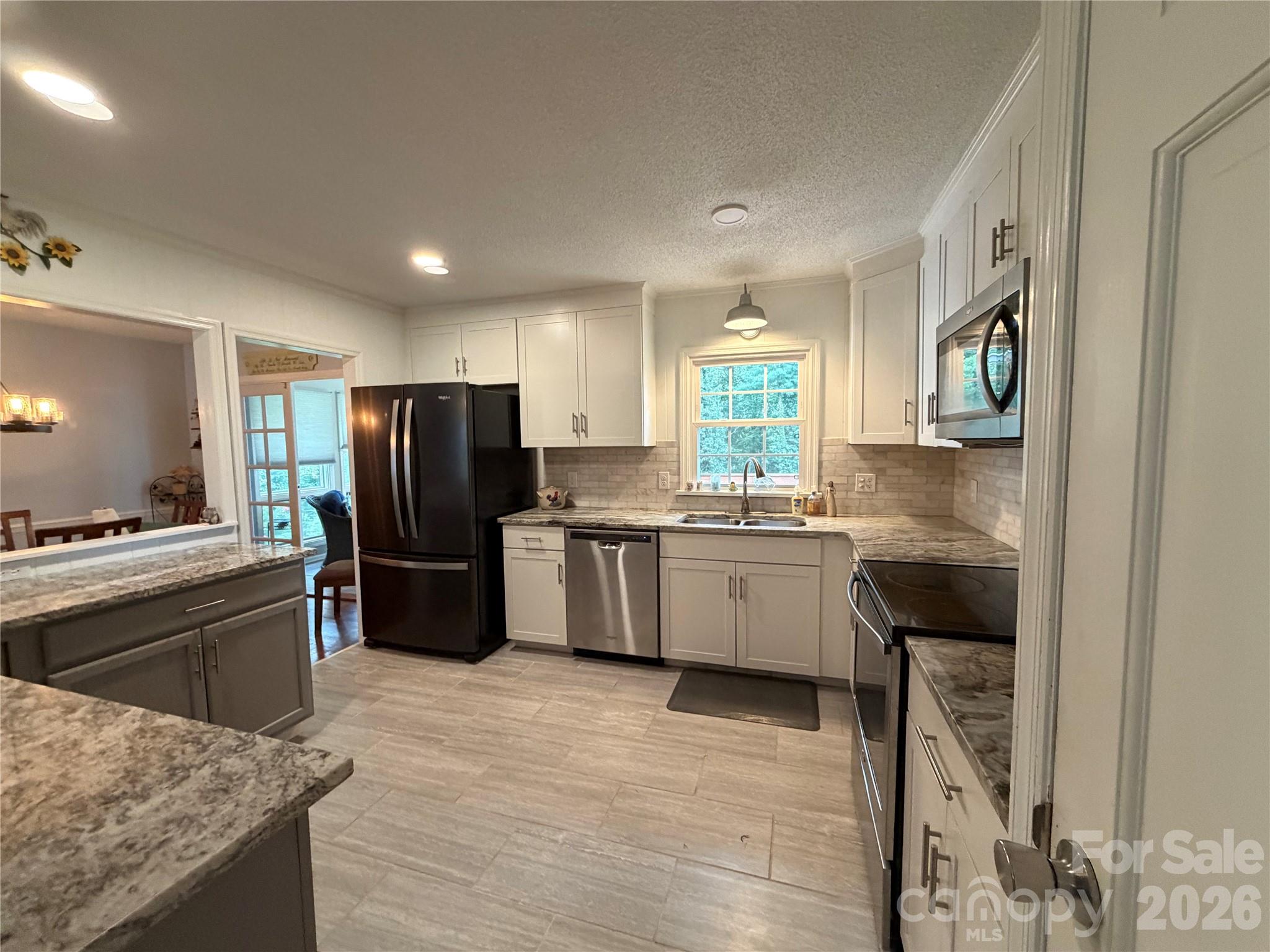 1000 Beaumont Poplar Street Property Photo 16