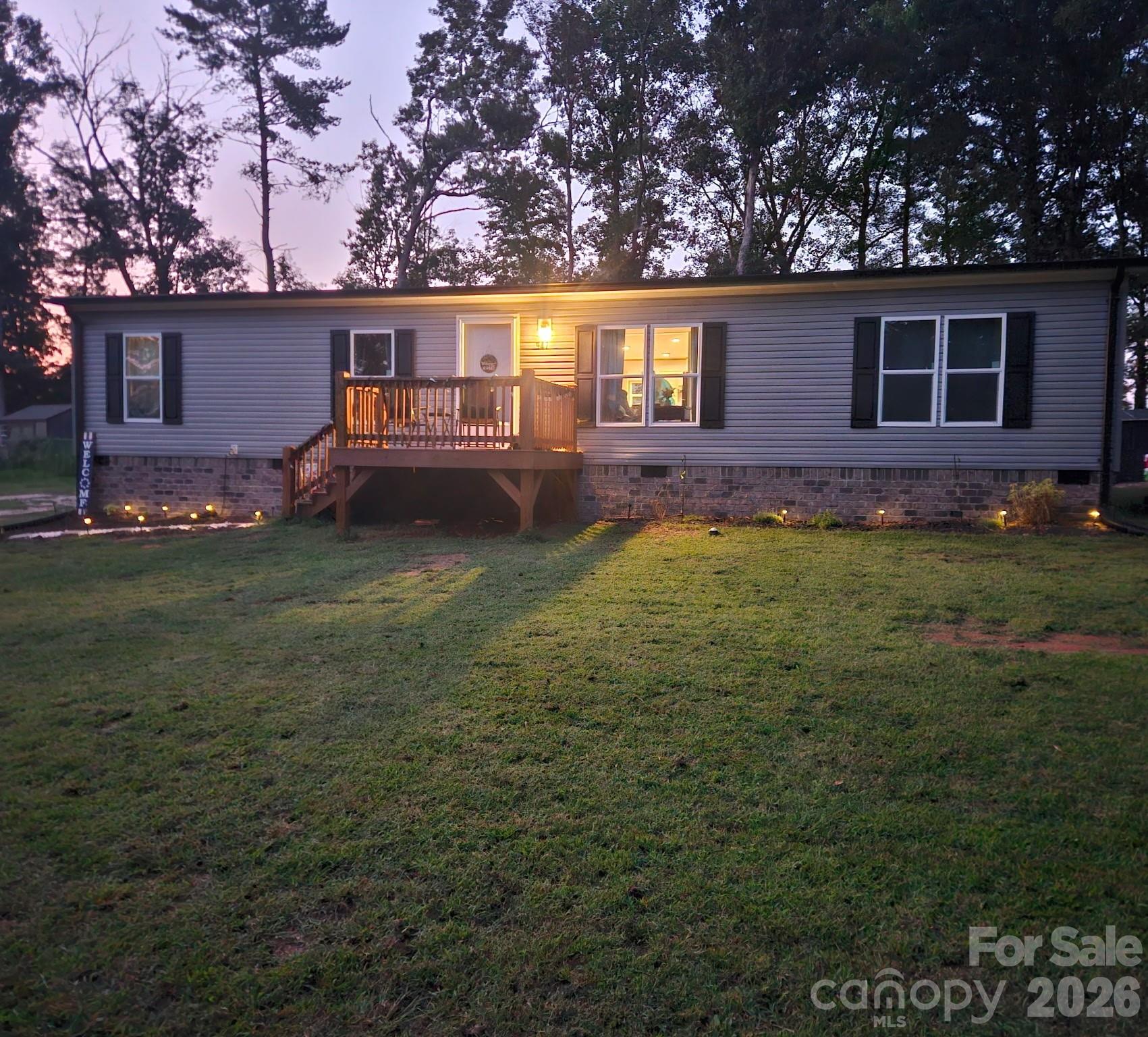 947 Jay Burke Road Property Photo 1