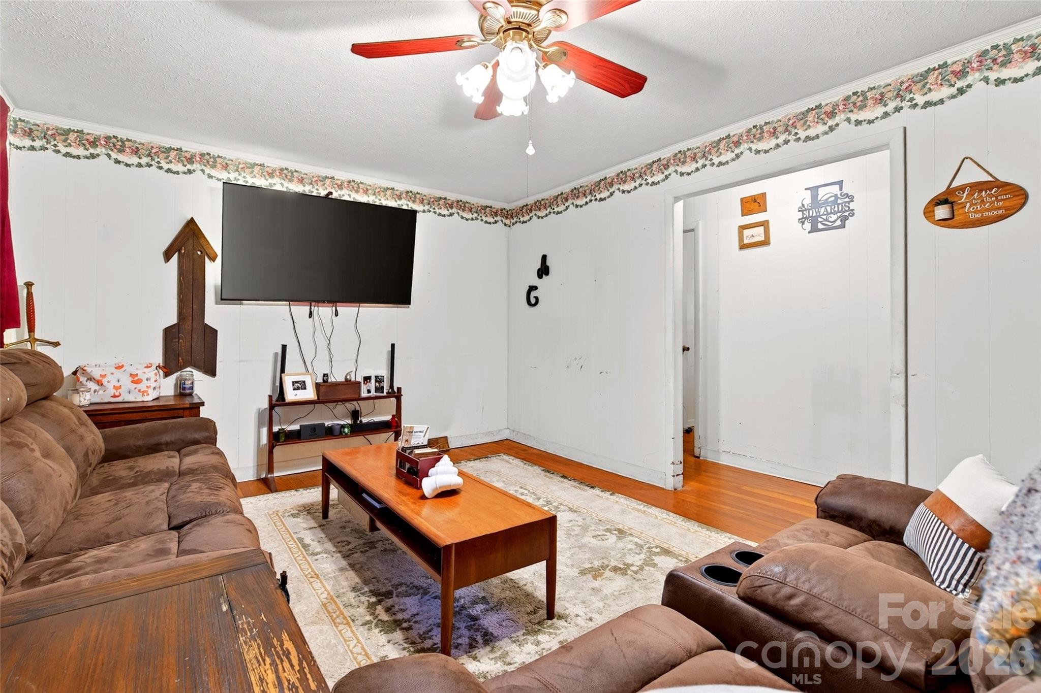 55 Edwards Drive Property Photo 6