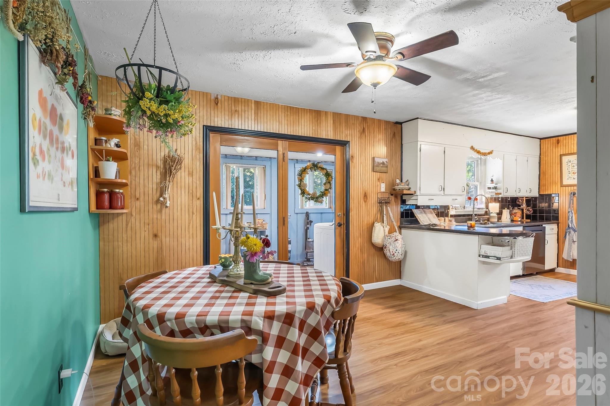 312 Hidden Valley Circle Property Photo 7