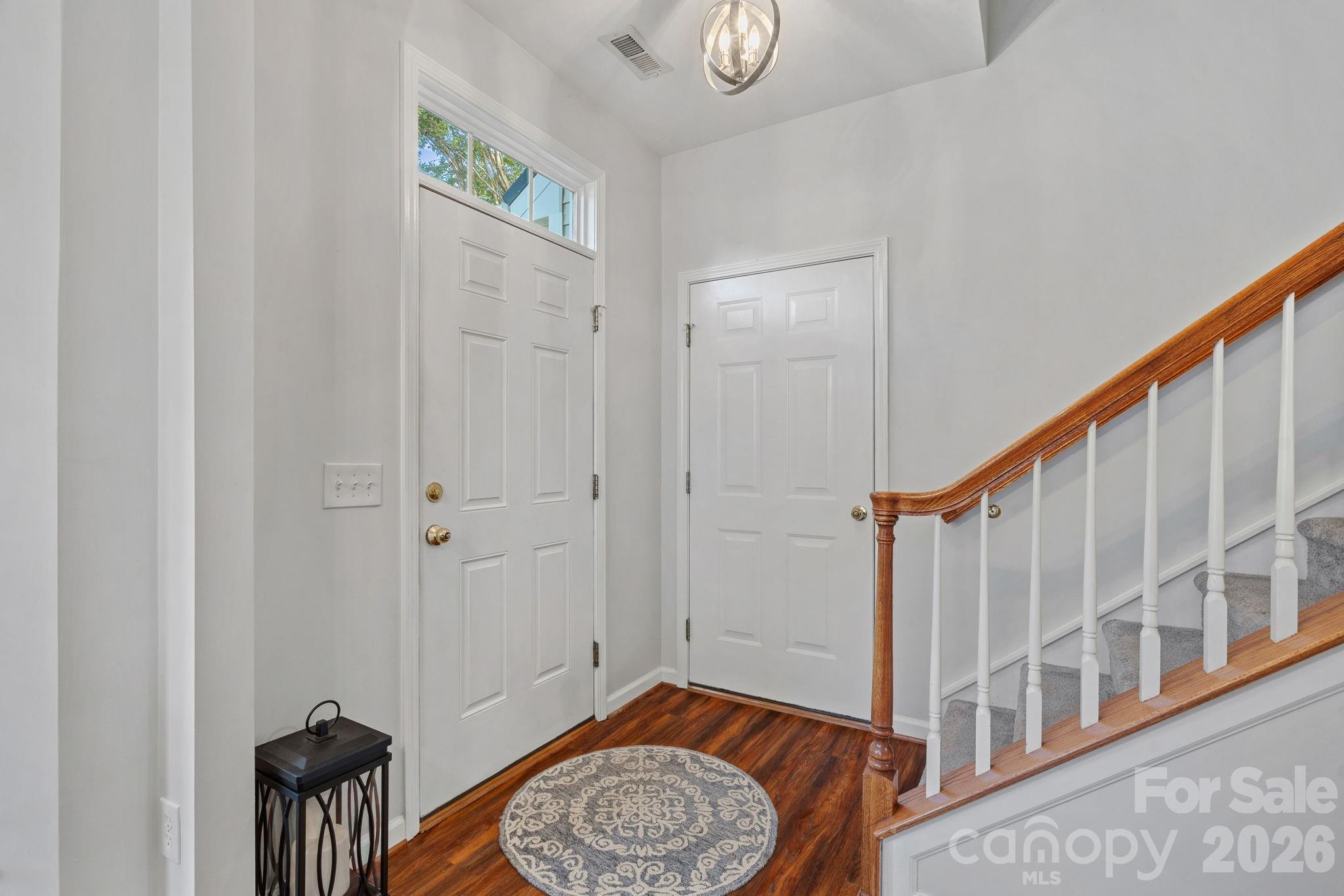 1628 Backcreek Lane Property Photo 4