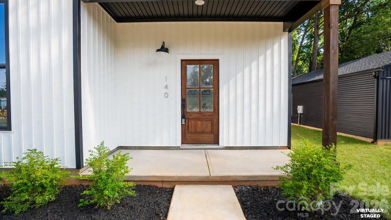 140 Norris Drive Property Photo 3