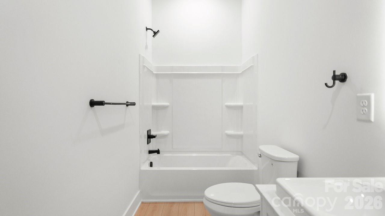 140 Norris Drive Property Photo 28