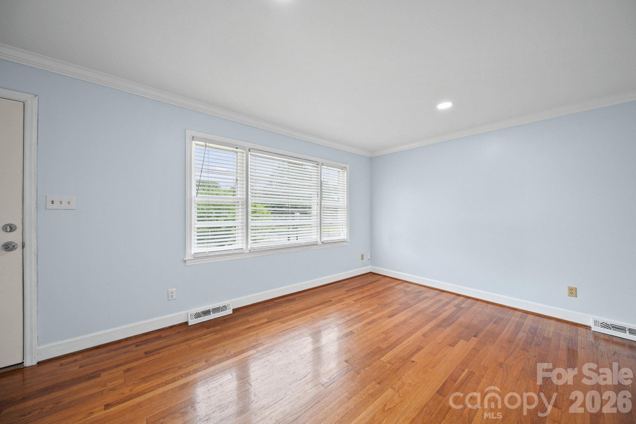 3029 Rosehill Drive Property Photo 5
