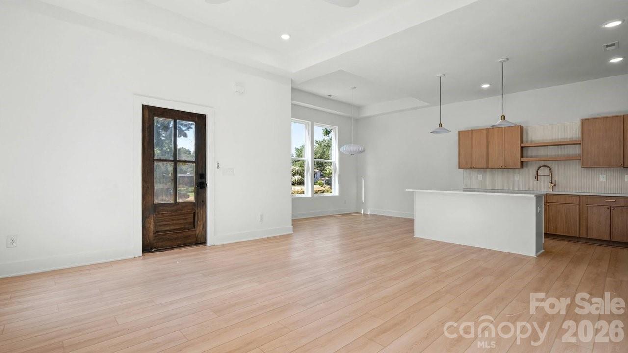 146 Norris Drive Property Photo 4