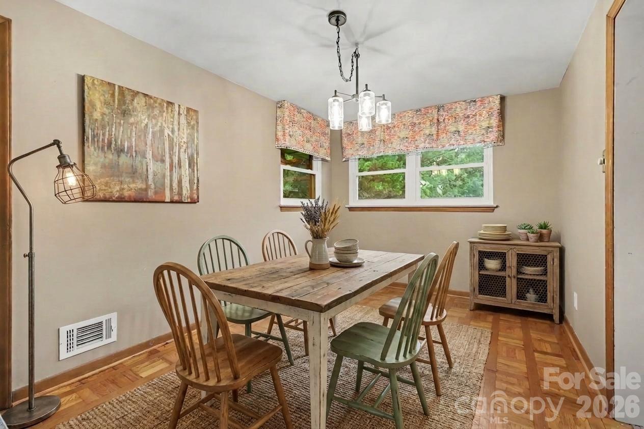 126 21st Avenue Property Photo 5
