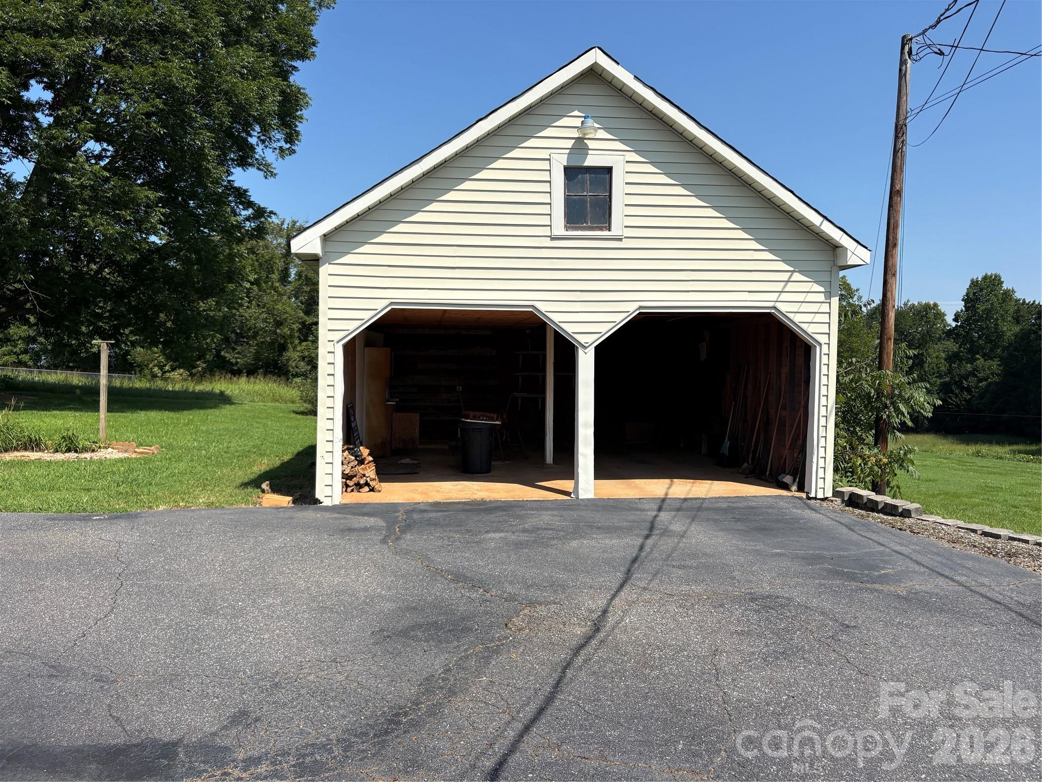 1308 Salem Road Property Photo 6
