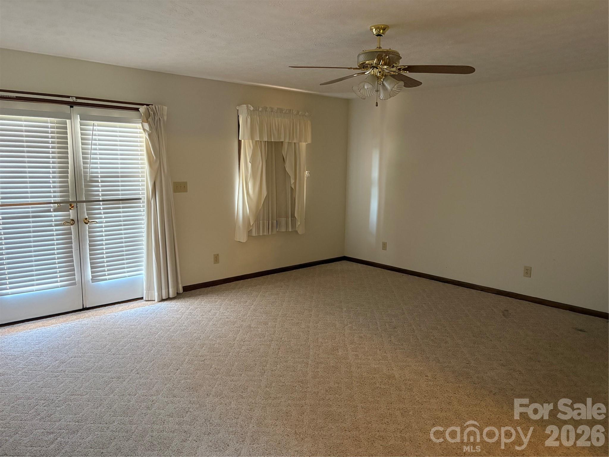 1308 Salem Road Property Photo 8