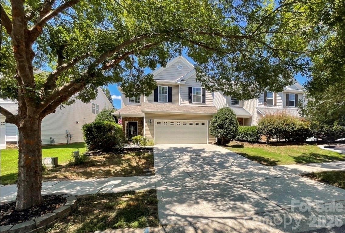 1033 Mountain Laurel Court Property Photo 1