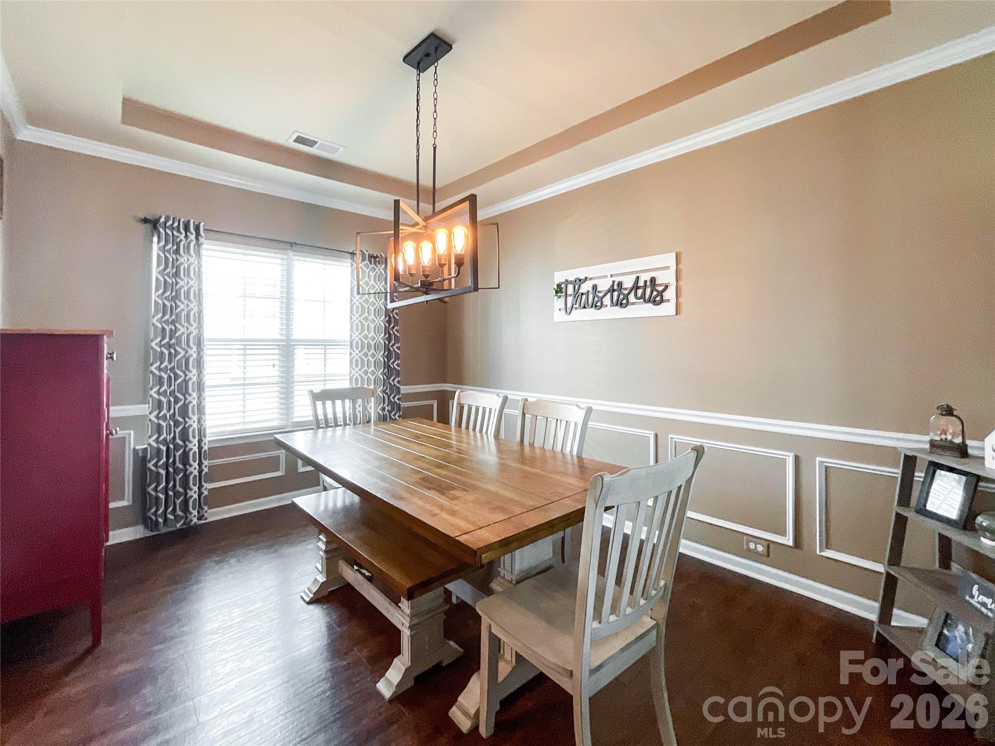 1033 Mountain Laurel Court Property Photo 10