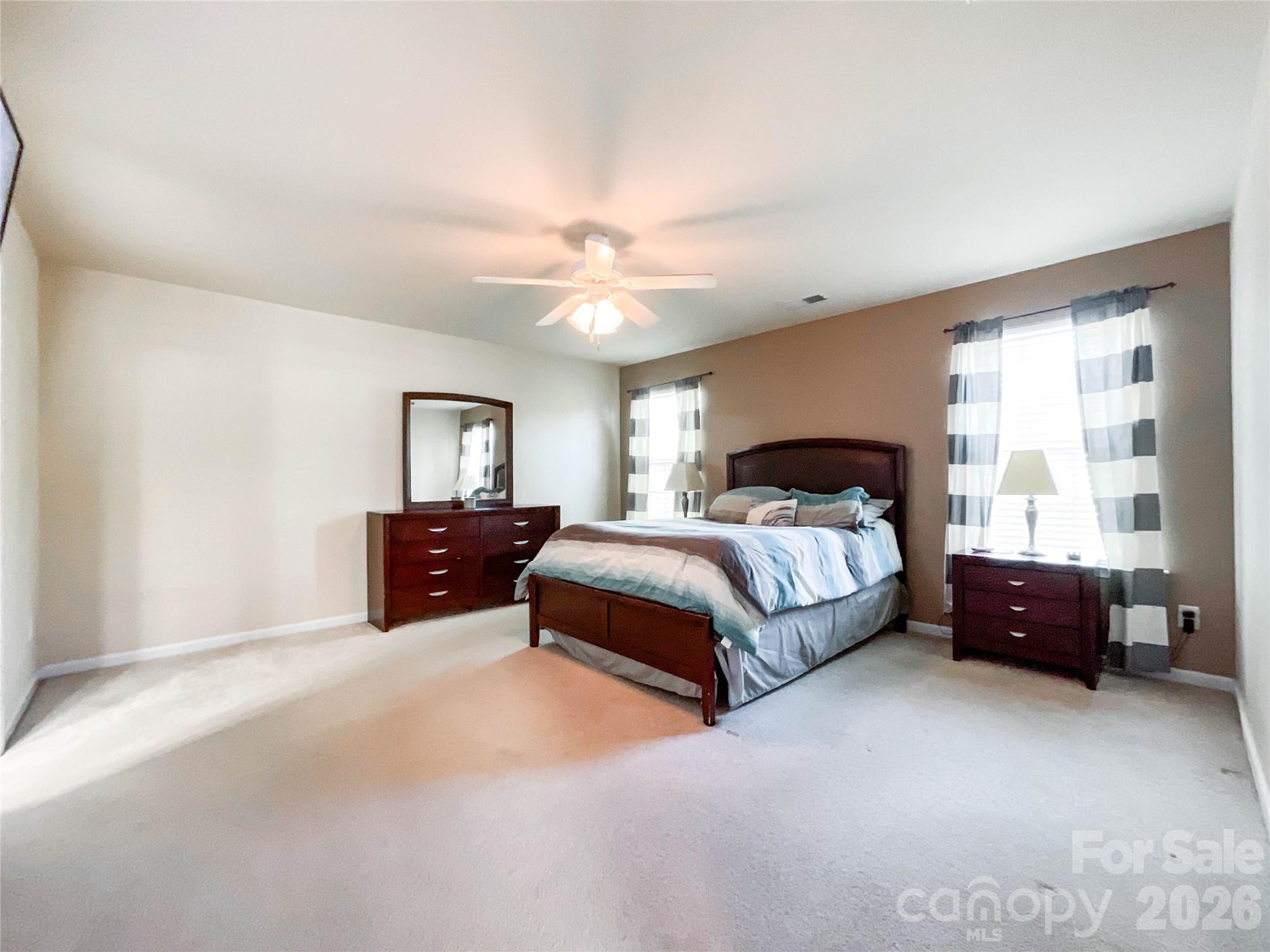 1033 Mountain Laurel Court Property Photo 24