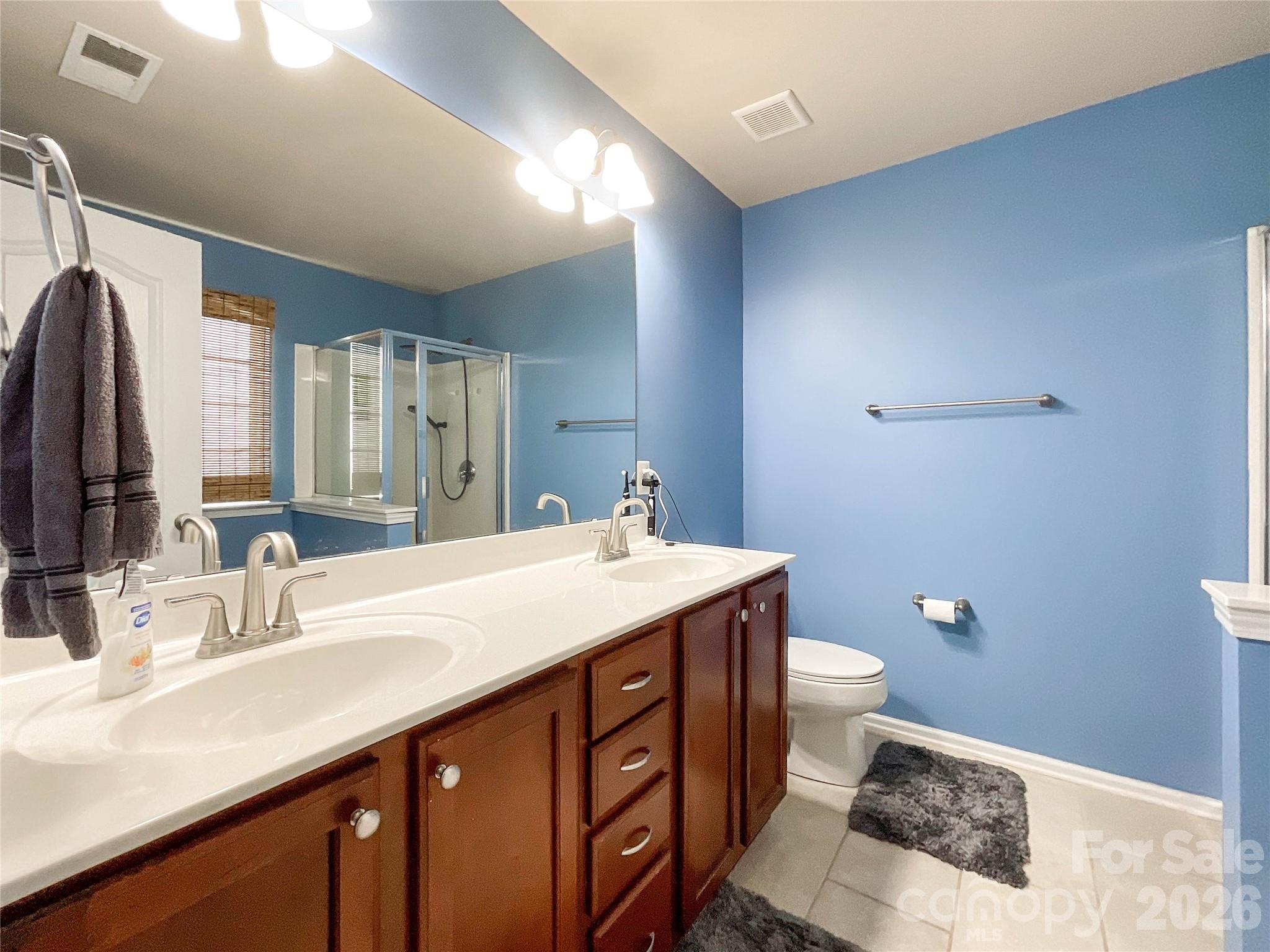 1033 Mountain Laurel Court Property Photo 28