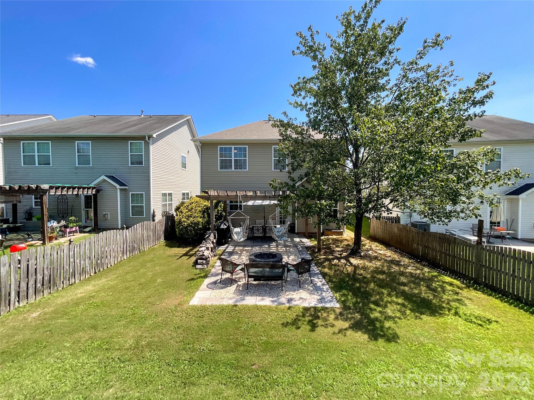 1033 Mountain Laurel Court Property Photo 33
