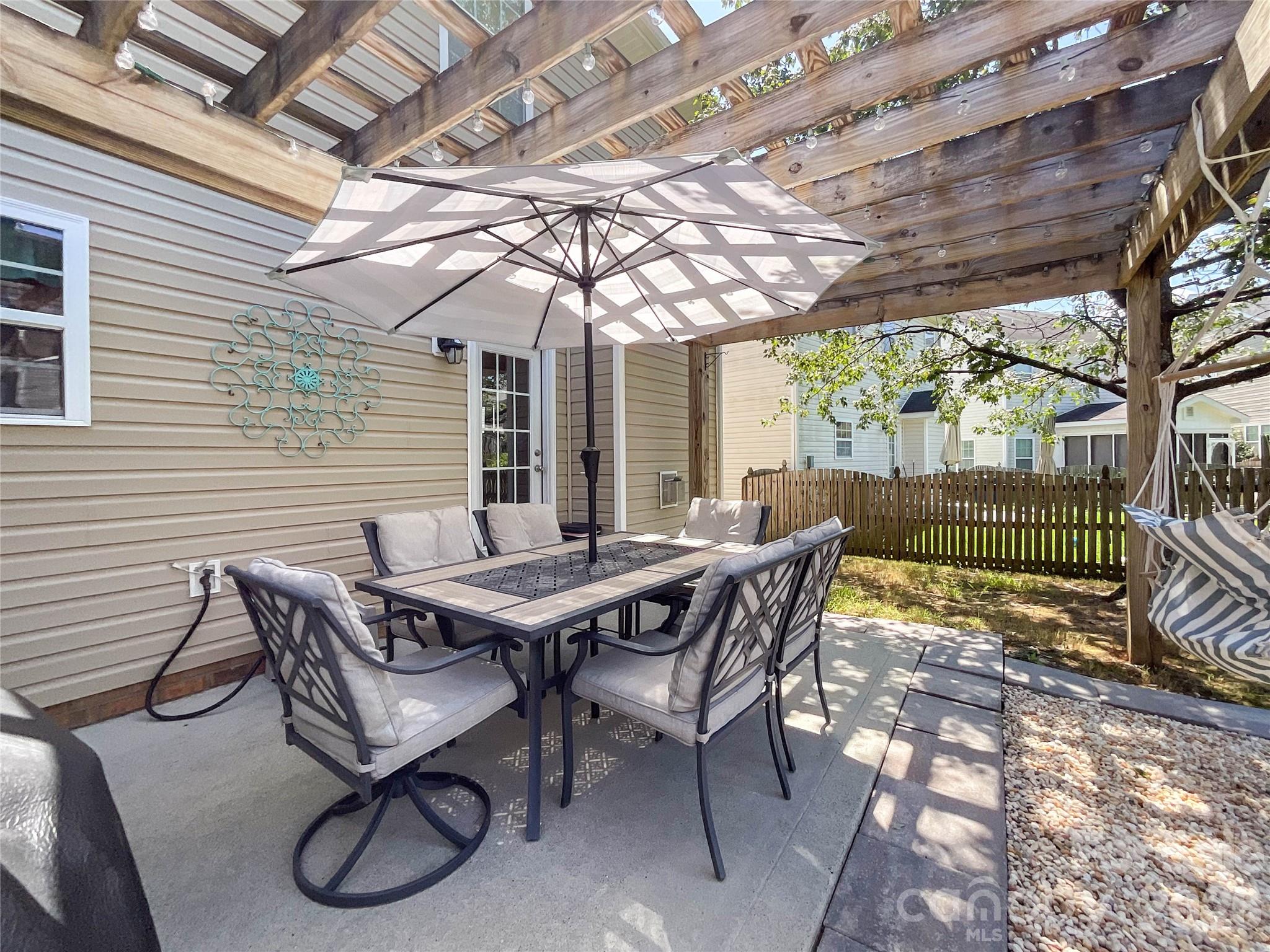 1033 Mountain Laurel Court Property Photo 37